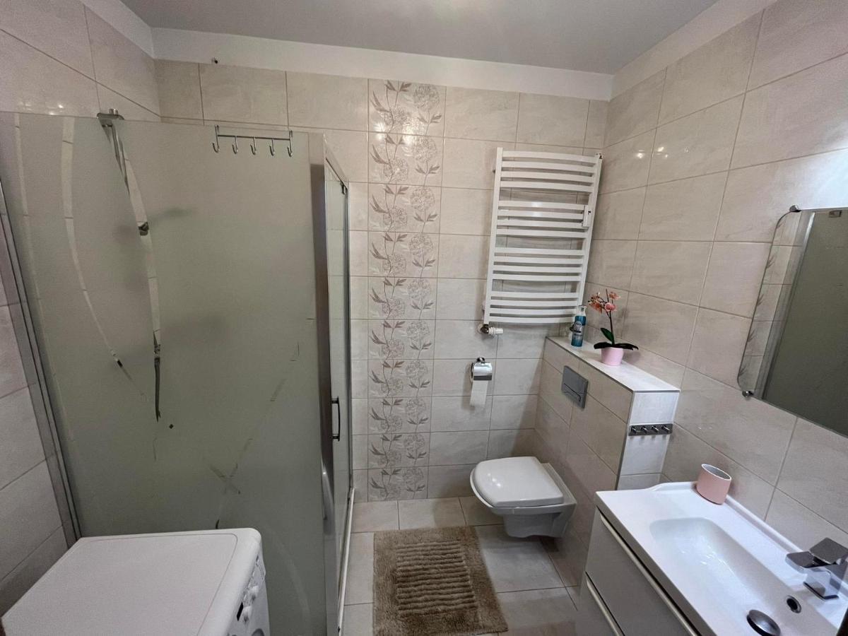 Apartament Premium Miodowy Dom Apartment Kolobrzeg Exterior photo